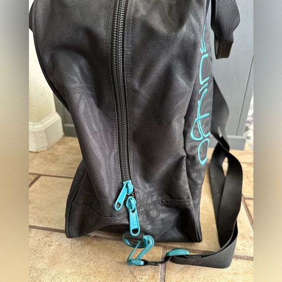 Dakine backpack and Dakine snow boots bag. - Picture 11 of 13